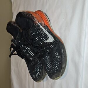 Women's Nike Size 7.5 Running Stable Ride Tennis Shoe
